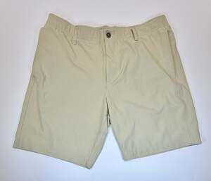 Under Armour Men's Performance Golf Shorts Beige Khaki Size 38